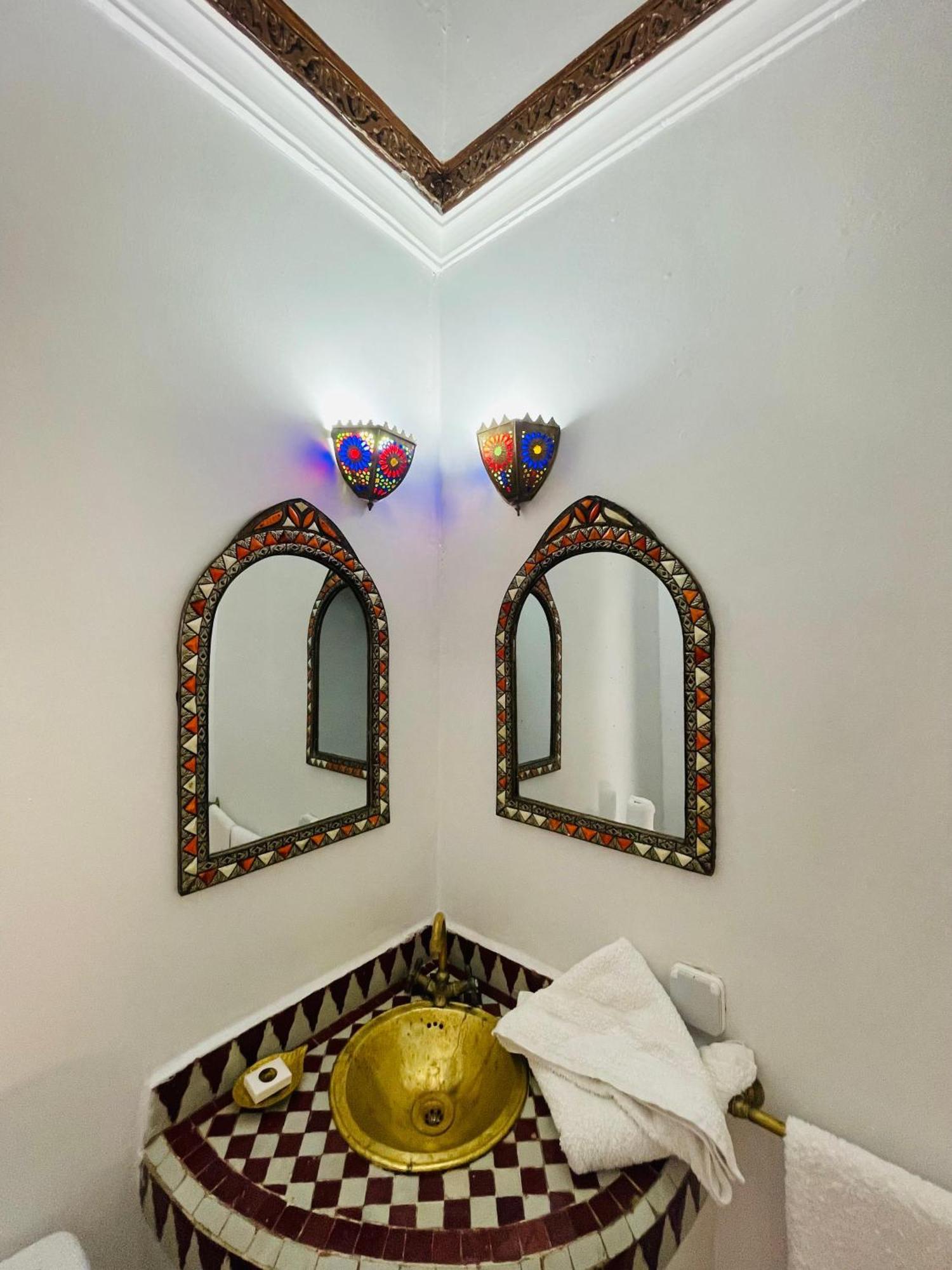 Riad Le Dromadaire Bleu By Weekome Marrakesh Buitenkant foto